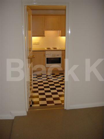			1 Bedroom, 1 bath, 1 reception Flat			 ARCADIA COURT, SPITALFIELDS